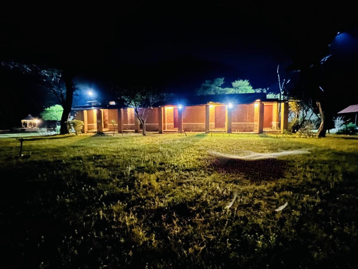 Aura Wildlife Camp And Resorts Marchula Kültér fotó